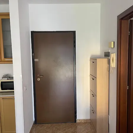 Appartement Sol Zoja Fusha E Aviacionit Tirana