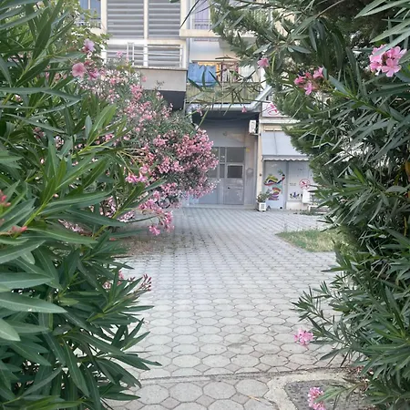 Lejlighed Sol Zoja Fusha E Aviacionit