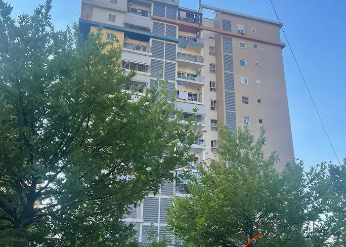 Sol Zoja Fusha E Aviacionit Appartement